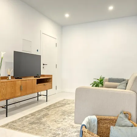 Apartment Beco Santa Emilia 2g, A In Madeira Funchal (Madeira)