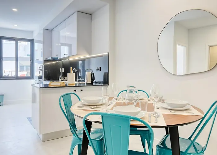 Beco Santa Emilia 2g, A In Madeira *