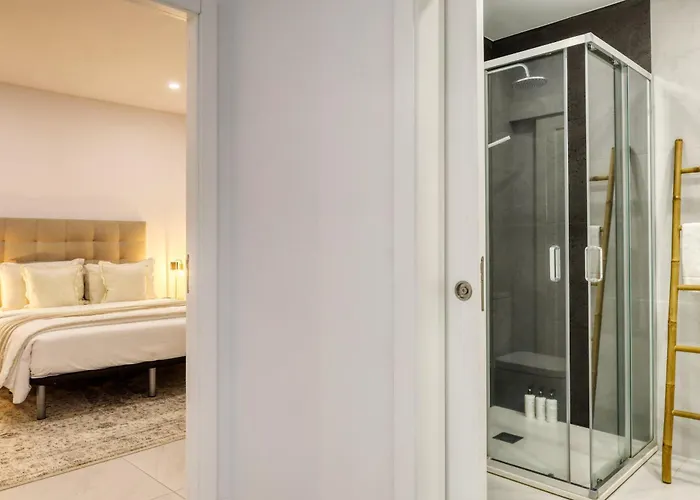 Beco Santa Emilia 2g, A In Madeira 아파트 푼샬